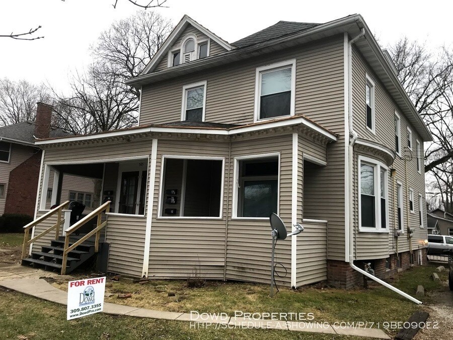 Primary Photo - 207 1/2 E Locust St