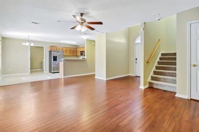 Building Photo - 139 Wax Myrtle Ct