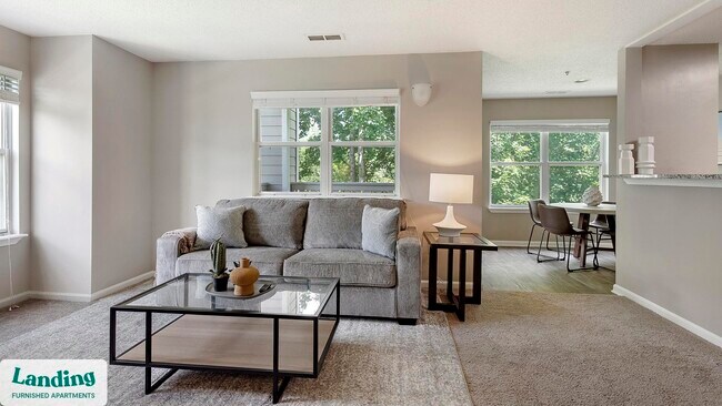 Foto del edificio - 300 Long Shoals Rd