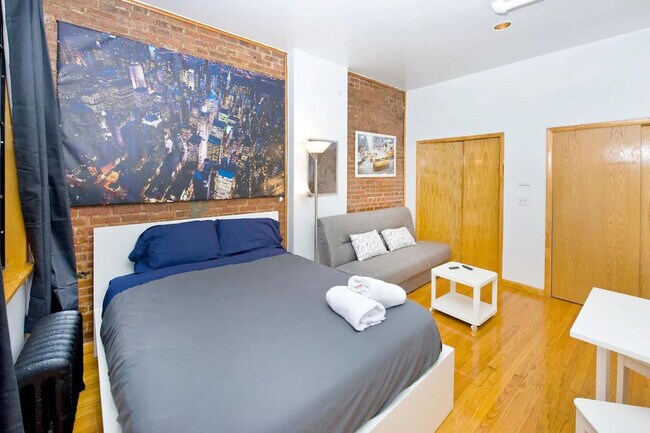 Foto del edificio - 135 E 94th St