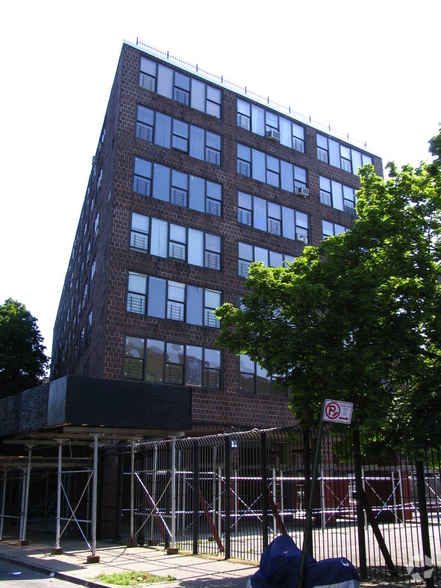 Building Photo - Grote Street Apartments