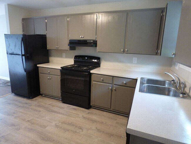 Foto del edificio - 1166 Meadowview Dr