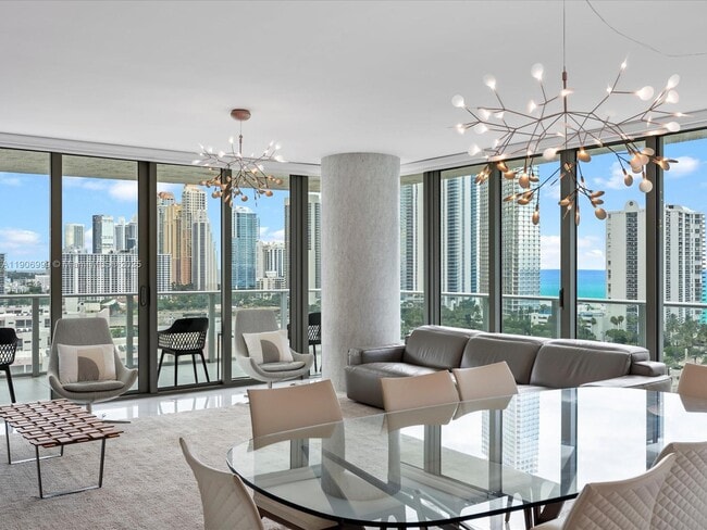 Foto del edificio - 300 Sunny Isles Blvd