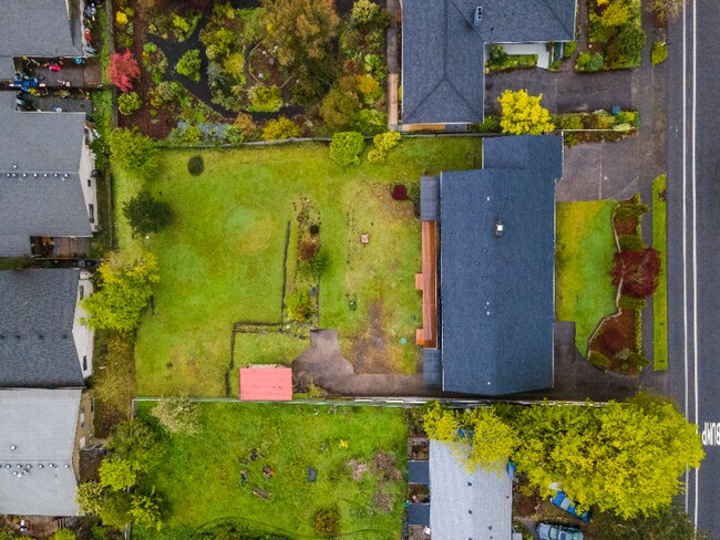 Foto del edificio - 2617 E McLoughlin Blvd