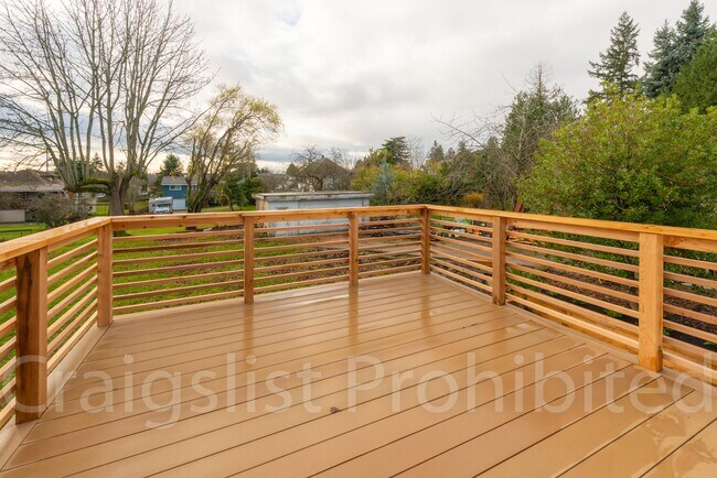 Foto del edificio - 4635 S Austin St