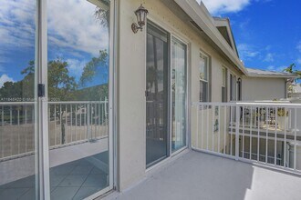Building Photo - 1013 Shoma Dr