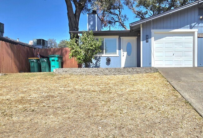 Building Photo - 323 Kipps Ln