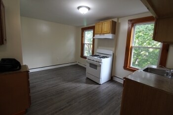 Building Photo - 18 Everett St