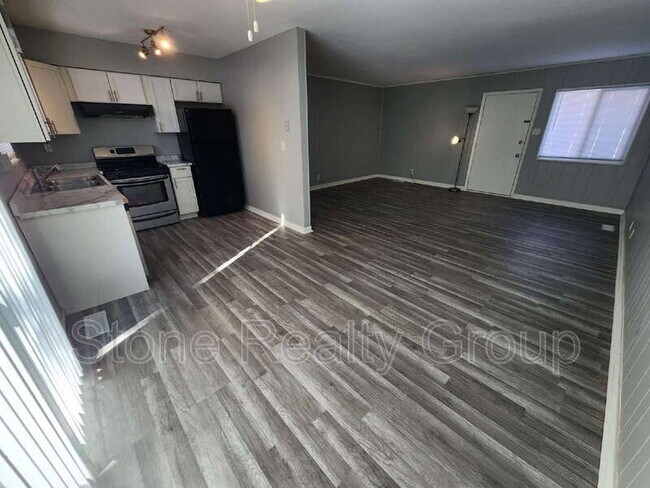 Building Photo - 676 Delaware Ave