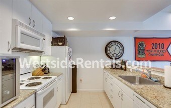 Primary Photo - 260 King St