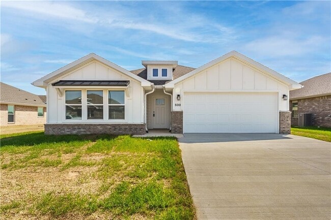 Foto del edificio - 800 Lewis St