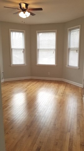 Building Photo - 5424 W 25th Pl