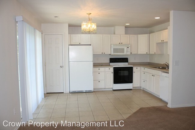 Building Photo - 1309 N Edison Pl