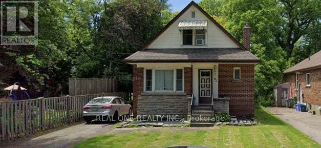 Primary Photo - 92 Binkley Crescent