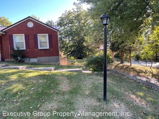 Building Photo - 3 br, 2 bath House - 611 Cherrywood Dr.