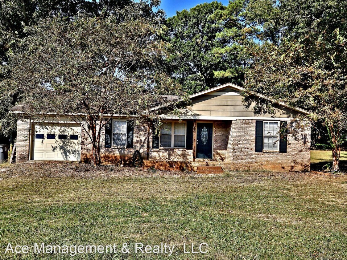 Primary Photo - 3 br, 1 bath House - 841 Co Rd 213