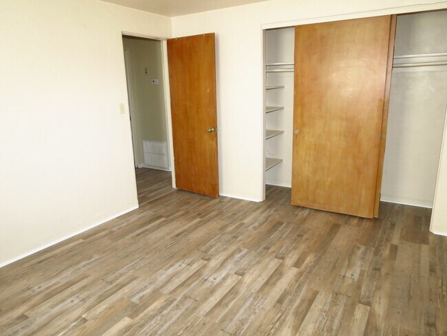 Building Photo - 52 Seacrest Dr