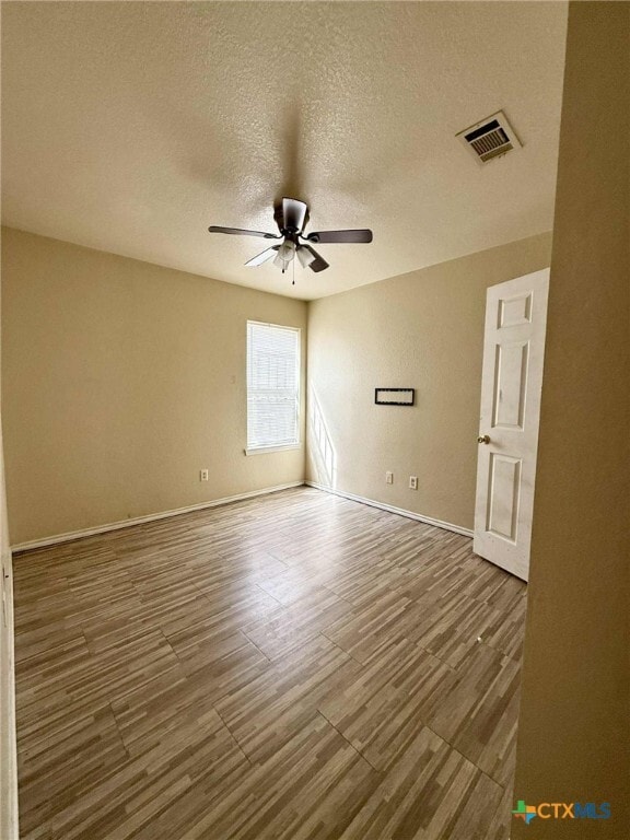 Foto del edificio - 3307 Hereford Ln