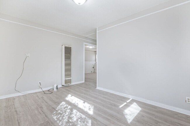 Foto del edificio - 2306 SW 8th Ave