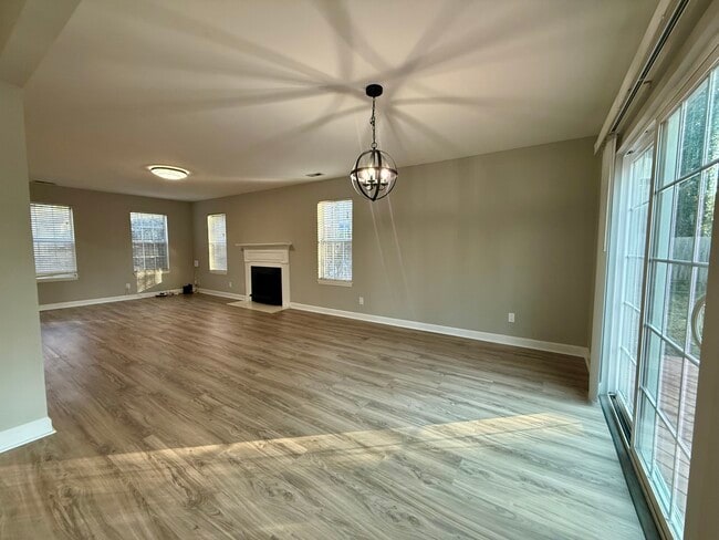 Foto del edificio - 27 Montford Ct