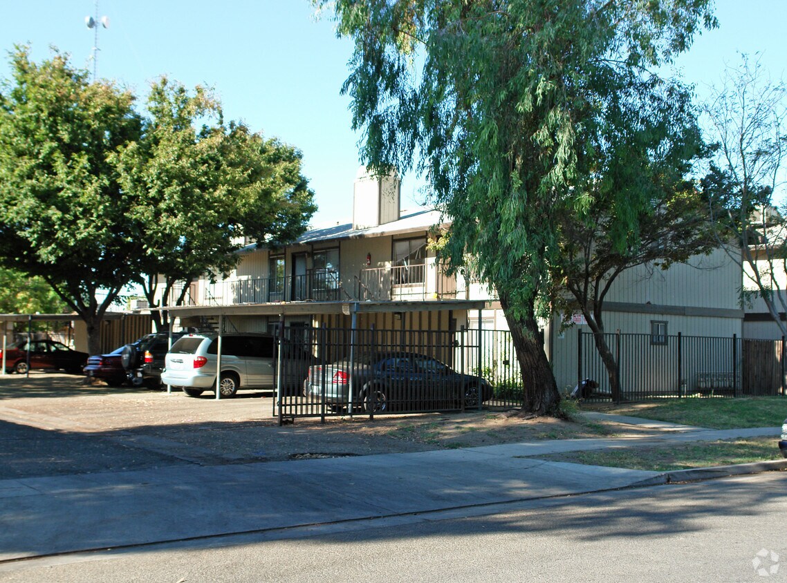 Foto principal - 2621 W Fountain Way