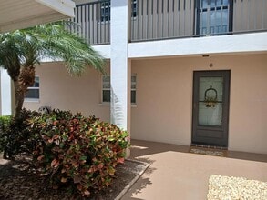 Building Photo - 10350 Imperial Point Dr W