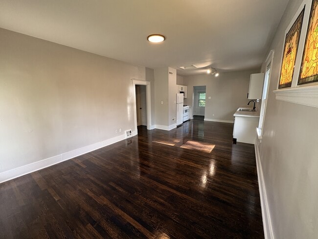 Building Photo - 6634 Fyler Ave