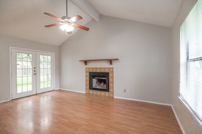 Building Photo - 9012 Sawtooth Ln