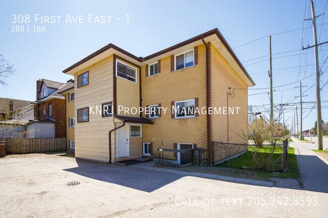 Photo du bâtiment - Spacious 2 Bedroom Apartment in Secure Building