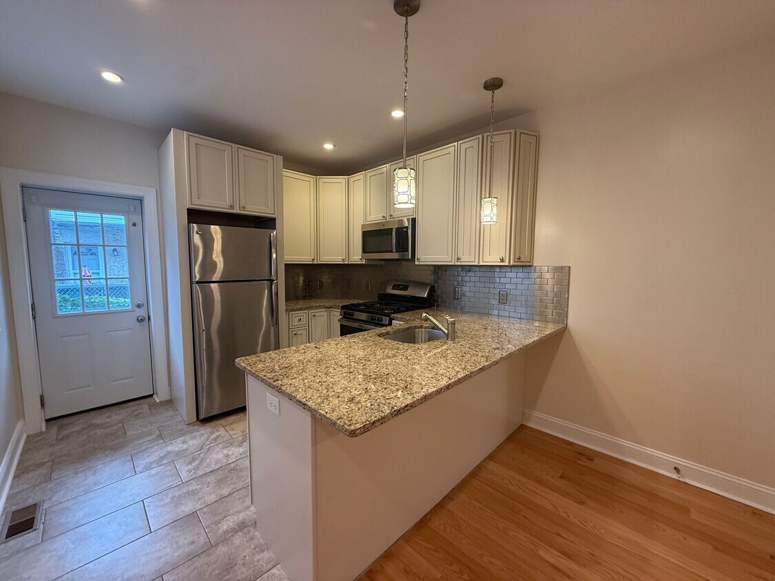 Foto principal - Newly Renovated Townhome in Philadelphia