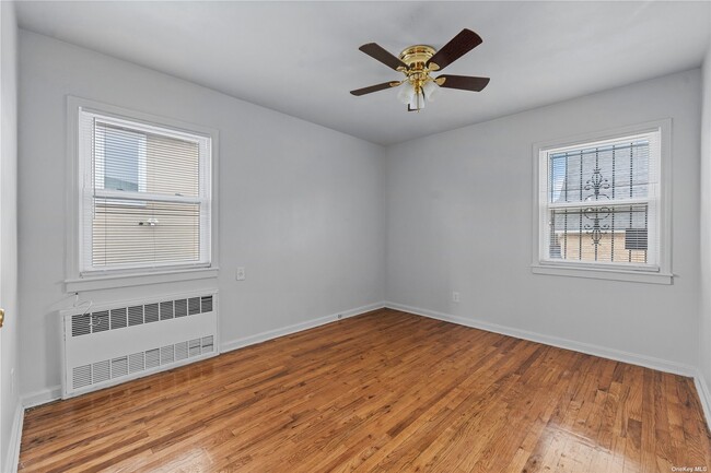 Building Photo - 125-12 135th Ave