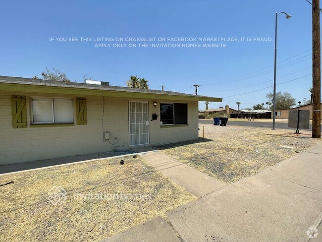 Building Photo - 1434 E Dana Ave