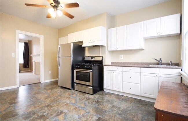 Foto del edificio - 1709 Larkins Wy