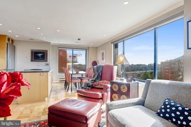 Foto del edificio - 2501 Calvert St NW