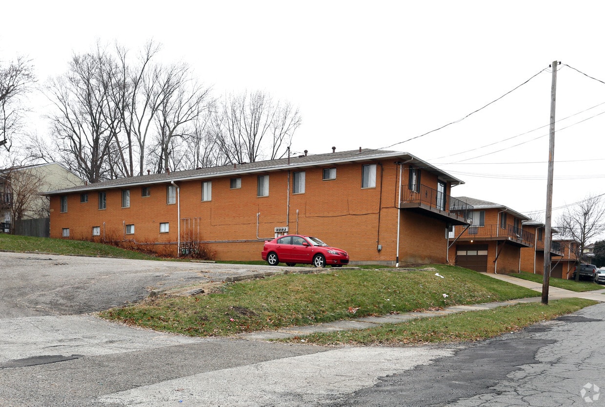 Foto del edificio - 750-780 Baltimore Ave
