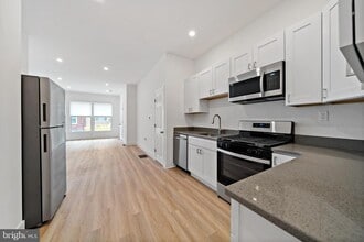 Building Photo - 2024 S 17th St