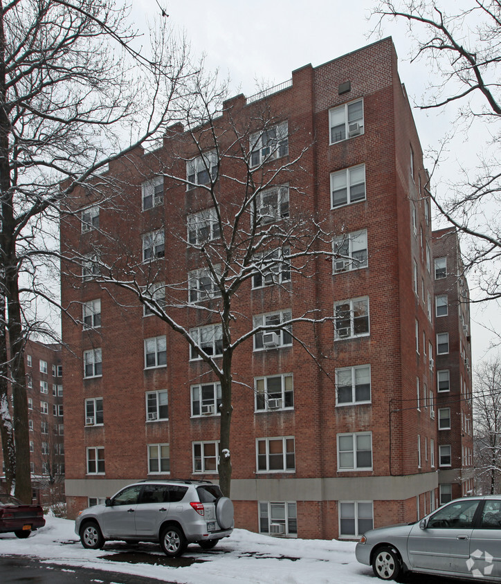 290 Collins Ave - Apartments in Mount Vernon, NY | Apartments.com