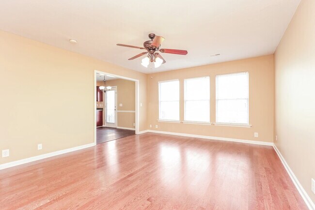 Foto del edificio - 1008 Cheryl Ln
