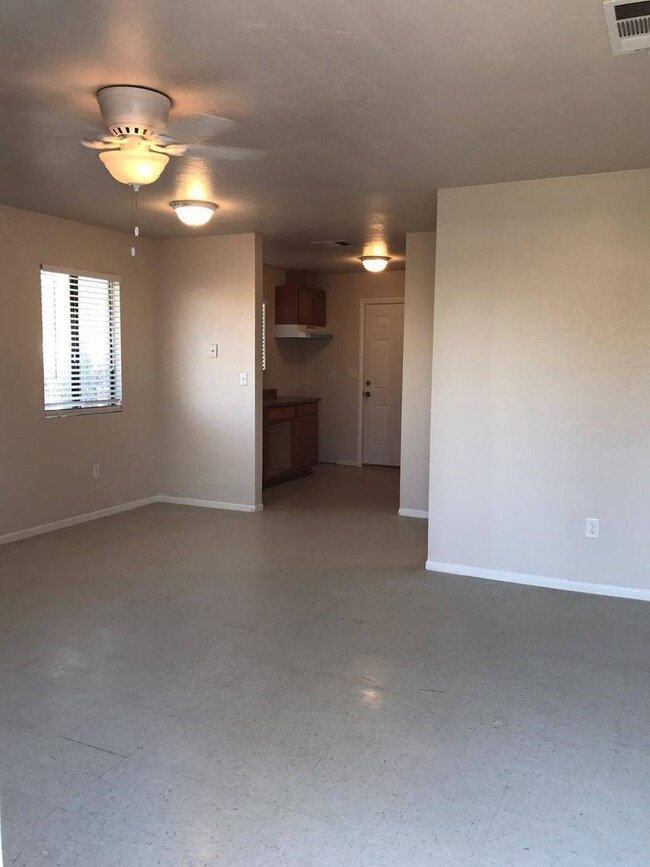 Foto del edificio - House for rent in Brawley!