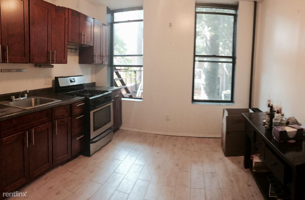 Foto del edificio - 270 8th St