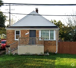 Building Photo - 12492 Toepfer Rd