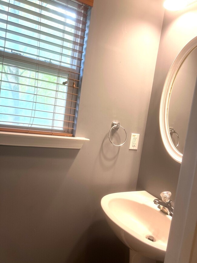 Photo - 234 Brookhaven Ct House