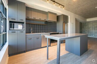 K-1 Suite - Kitchen - Fourth Street Lofts (4SL)