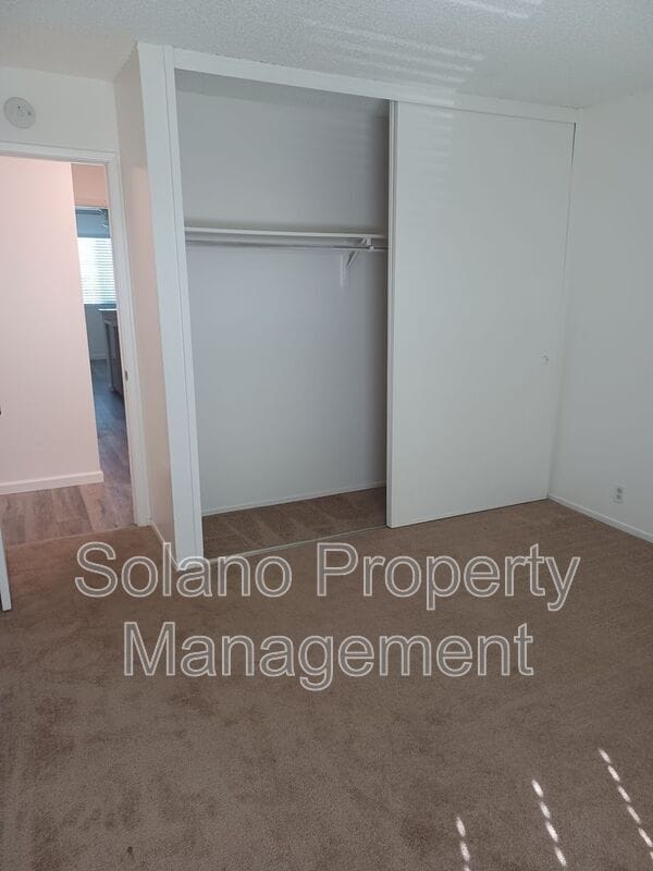 Foto del edificio - 766 E Tabor Ave