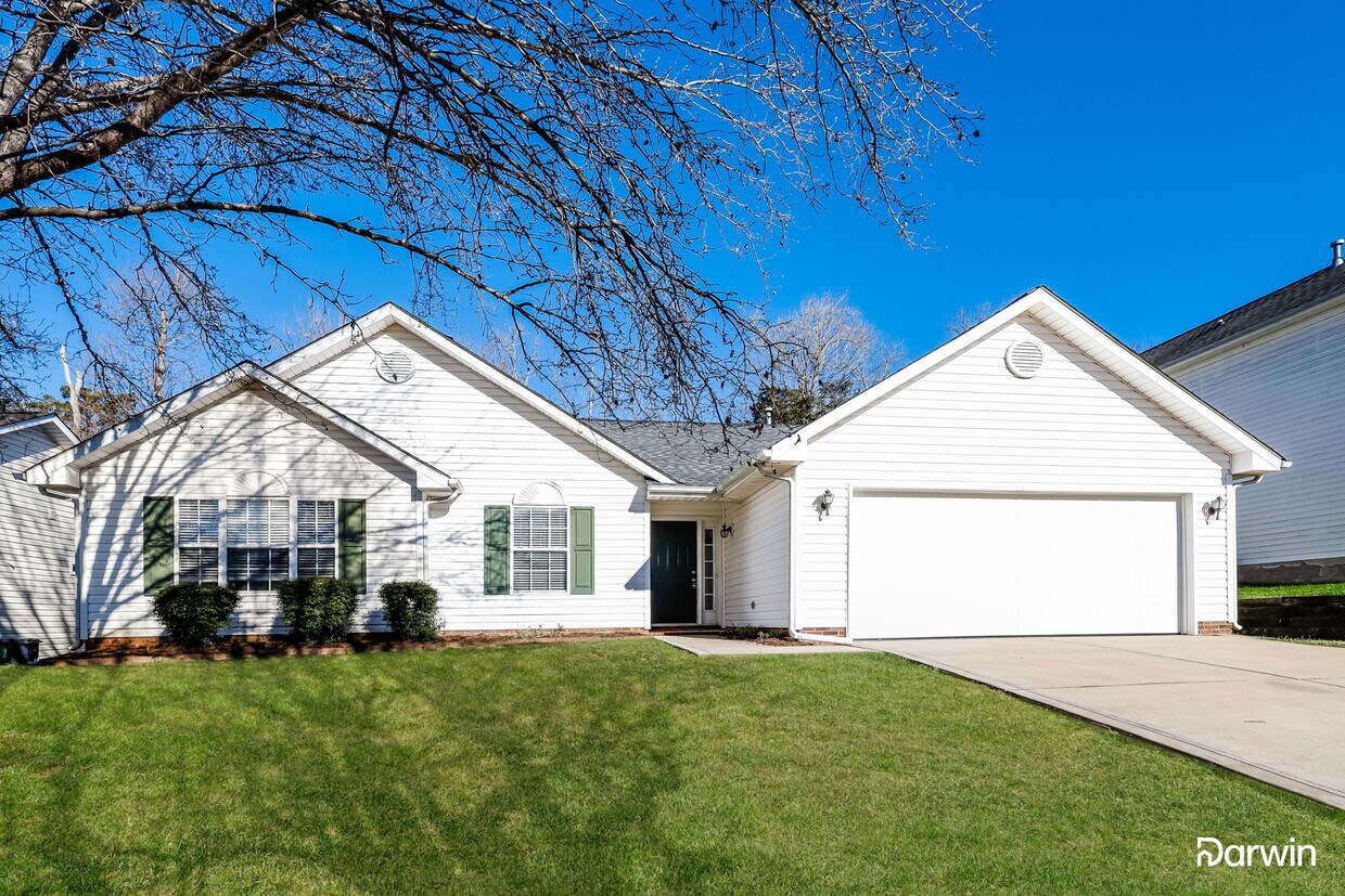 Foto principal - 12311 Poplar Forest Drive, Charlotte, NC 2...