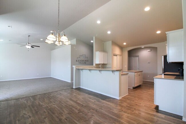 Foto del edificio - 6914 Three Rivers Dr