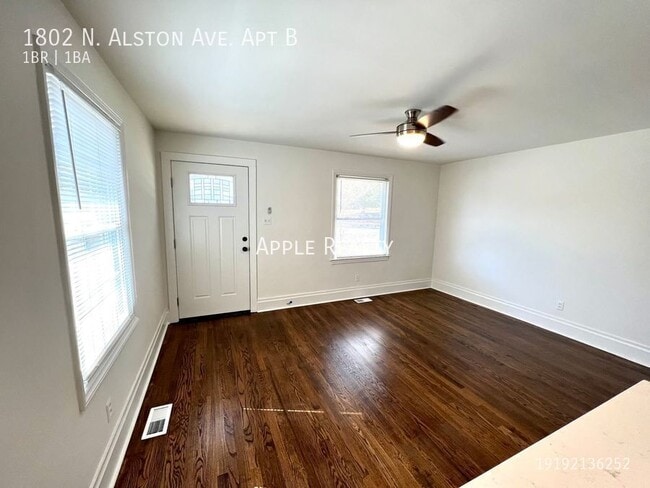 Foto del edificio - 1802 N Alston Ave