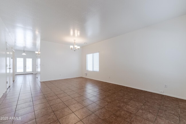 Foto del edificio - 1165 E Canyon Trail