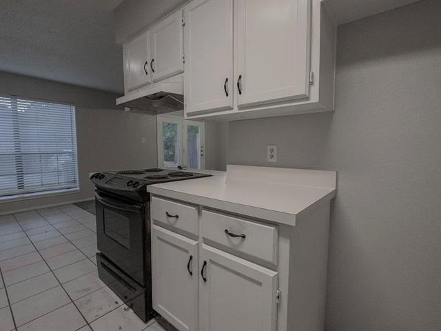 Building Photo - 675 Harbor Dr N