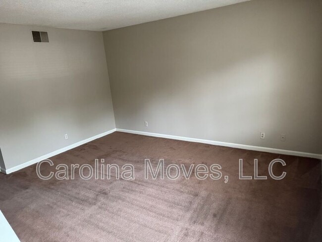 Foto del edificio - 172 Pine Creek Ct Ext